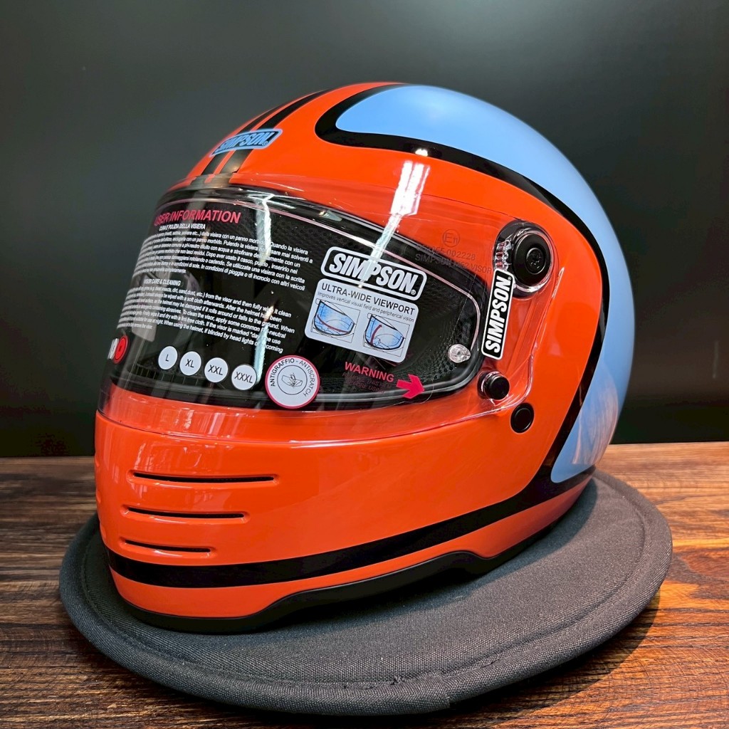 หมวกกันน็อก SIMPSON HELMET - M62 ORANGE / BLUE By Life and Kustom