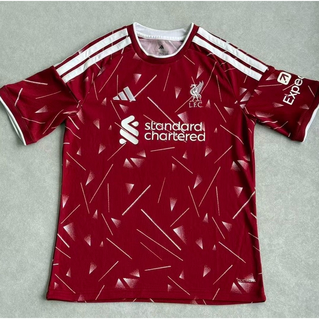 เสื้อกีฬา หงส์แดง Home AAA เสื้อกีฬาฟุตบอล ฤดูกาลใหม่ 2026