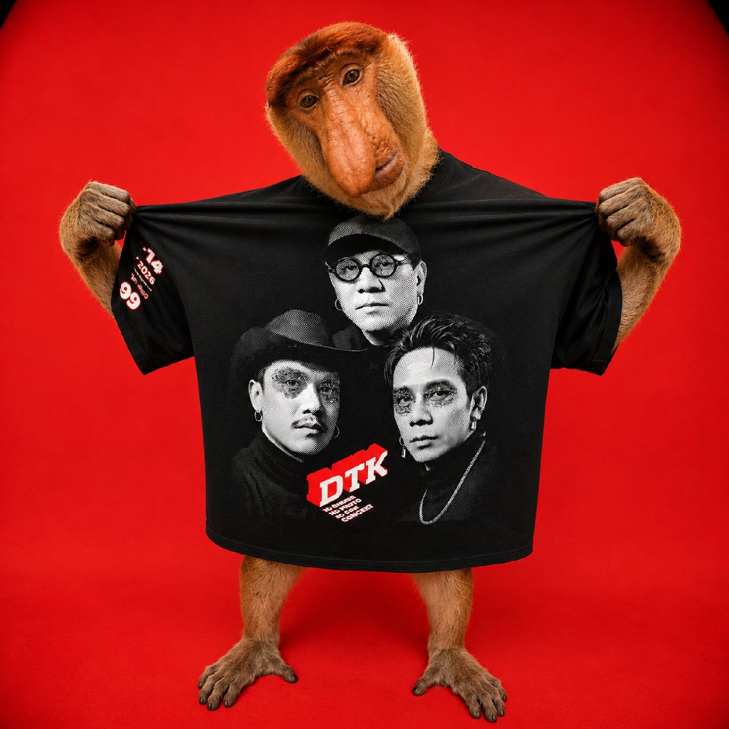 1st DTK CON  T-Shirt
