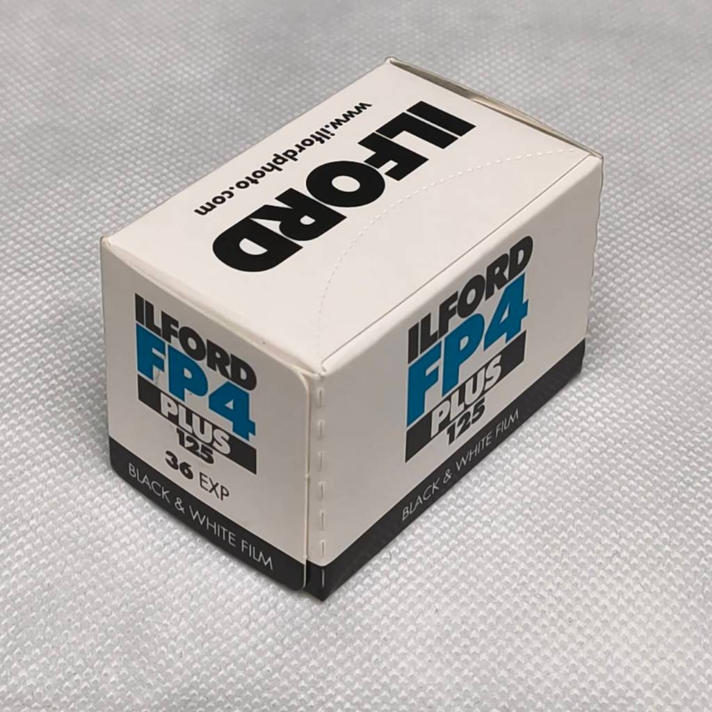 ILFORD FP4 PLUS ISO 125 – ฟิล์มขาวดำ 35mm (36 รูป)