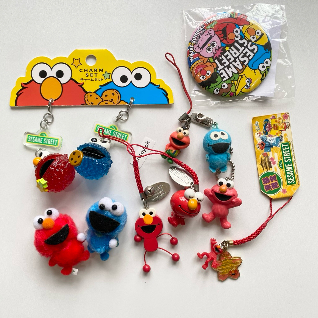 RT996 / พวงกุญแจ ตุ๊กตา SESAME STREET