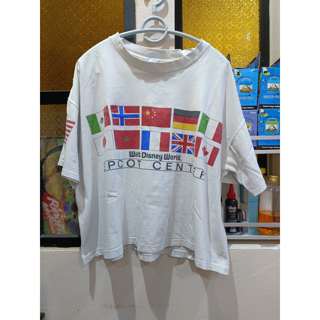เสื้อยืด VINTAGE SINGLE STITCH WALT DISNEY WORLD EPCOT CENTER RARE NATIONS