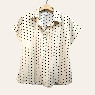 (อก 44”) เสื้อคอปก เเขนสั้น ลายจุด ผ้าไหมอิตาลี ไม่ต้องรีด