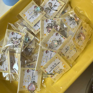 yellowly.19➖ 🌷glasses charm ✨พร้อมส่งจากกรุงเทพ ชาร์มแว่น จี้ห้อยตกแต่งขาแว่น