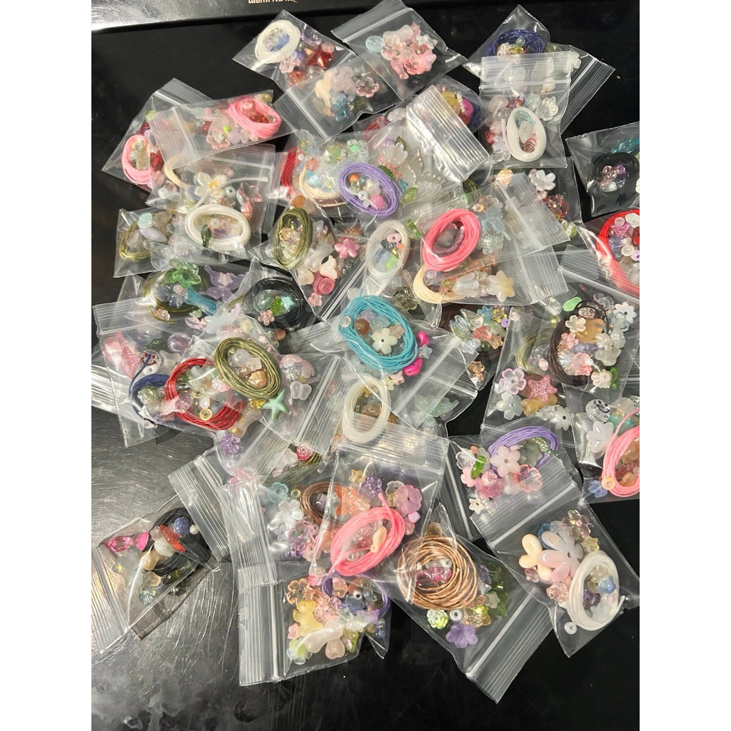 ลดราคา!! คละสี ชุดDiyลูกปัดเชือกเทียน สำหรับทำกำไลเชือกเทียน