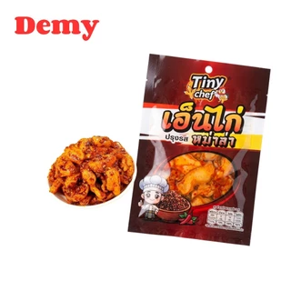 Tiny เอ็นไก่มี2รสชาติ มีรสหม่าล่ารสเผ็ดและเซียงล่า ขนาด100รัม/ห่อ