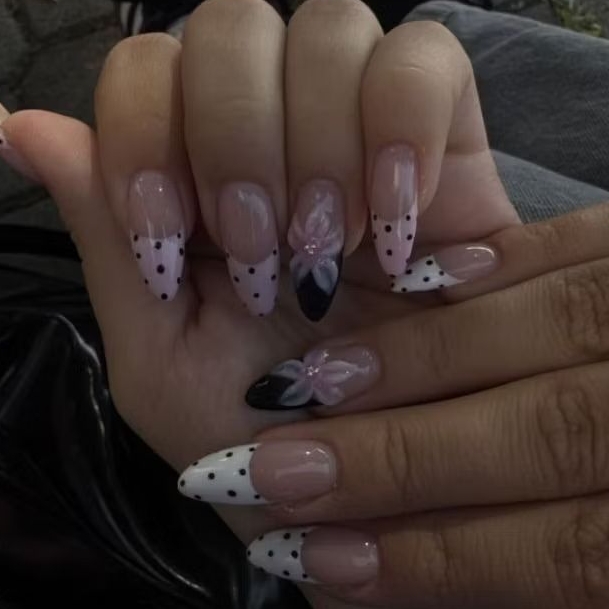 🌸🖤Press on nails | Summer nails design, handmade press on nails (Please message me in chat to change