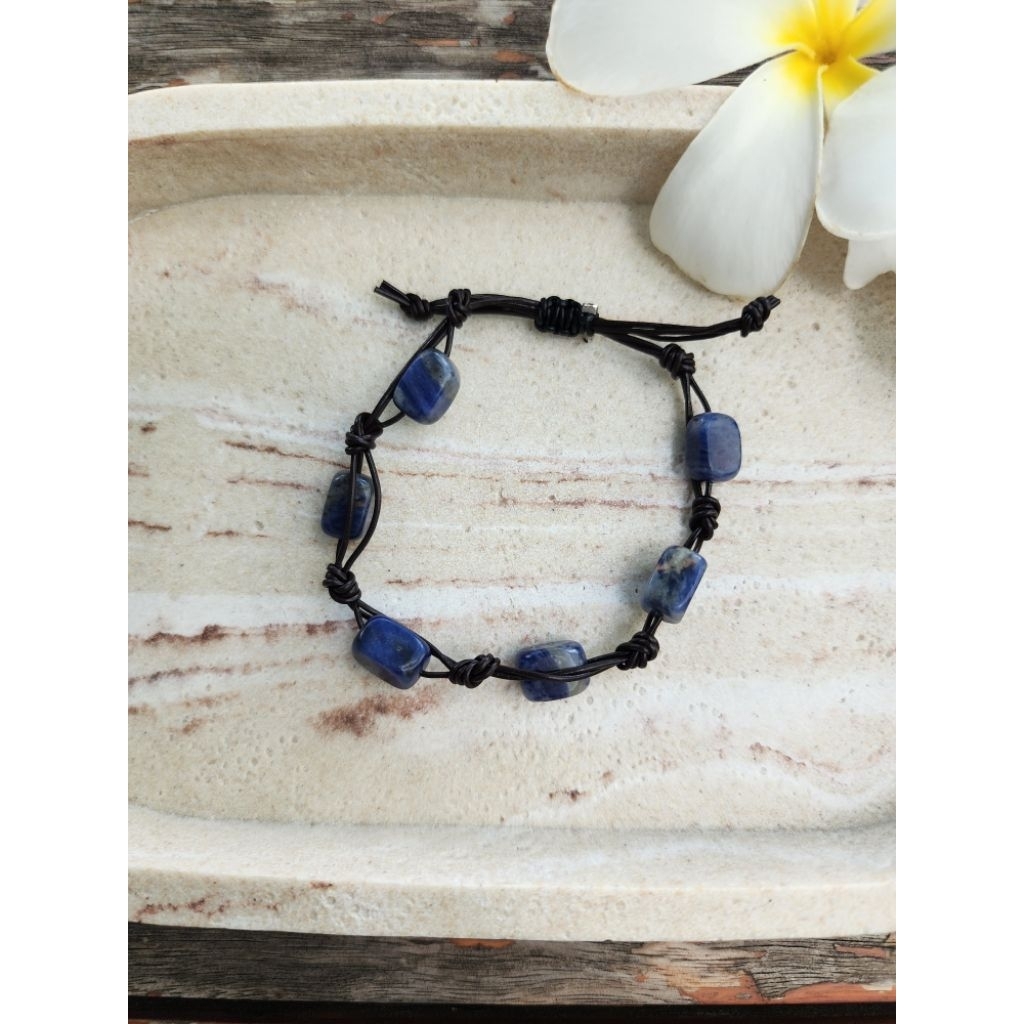 LLR.stone​ Sodalite​ ​หินแห่งความสงบและสติปัญญา​