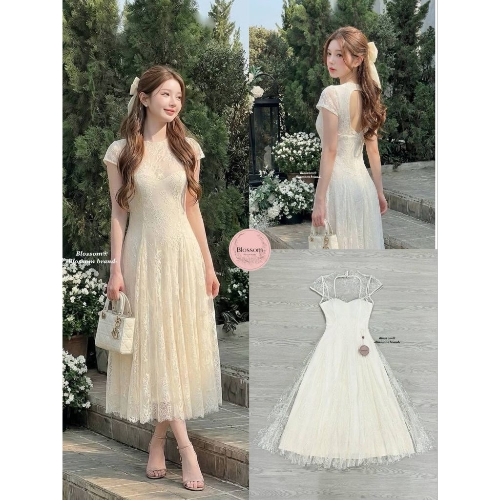 Blossom ชุดเดรสลูกไม้สีครีม โทนหวานหรู เดรสยาวทรง A-Line เรียวสวย