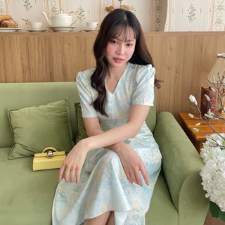 🪻✨Violet Dress เดรสทรงกระโปรงย่น เดรสออกงาน ลายดอกไม้ (ตัดสั้นได้ ระบุในหมายเหตุ)