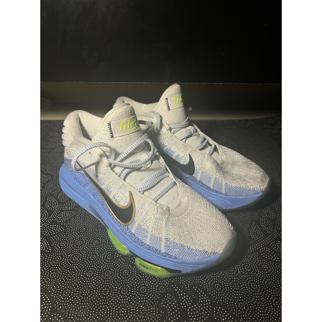 รองเท้าบาส Nike gt hustle3 ของเเท้100% มือสองสภาพดีมาก ไซส์ 8.5US 42EU