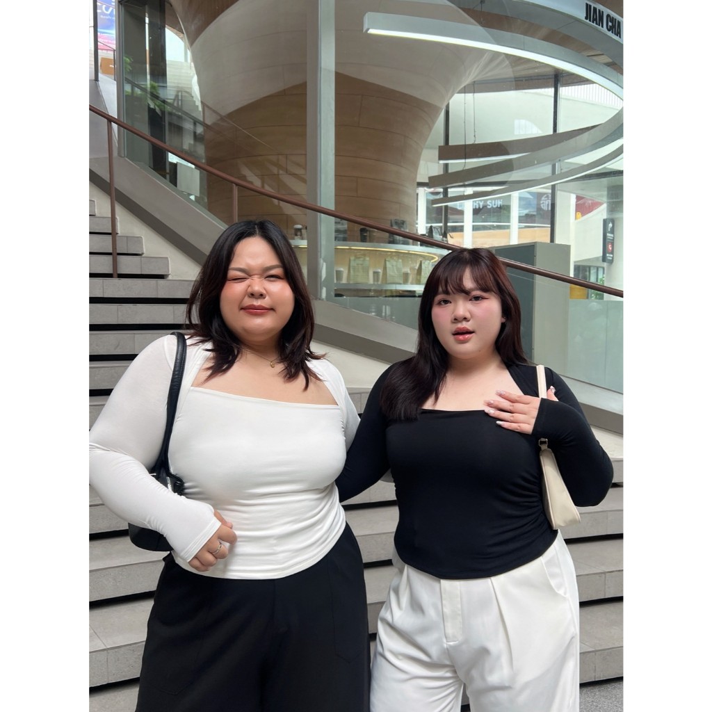 CurveG Sylvie Top เสื้อโอบไหล่ซิลวี