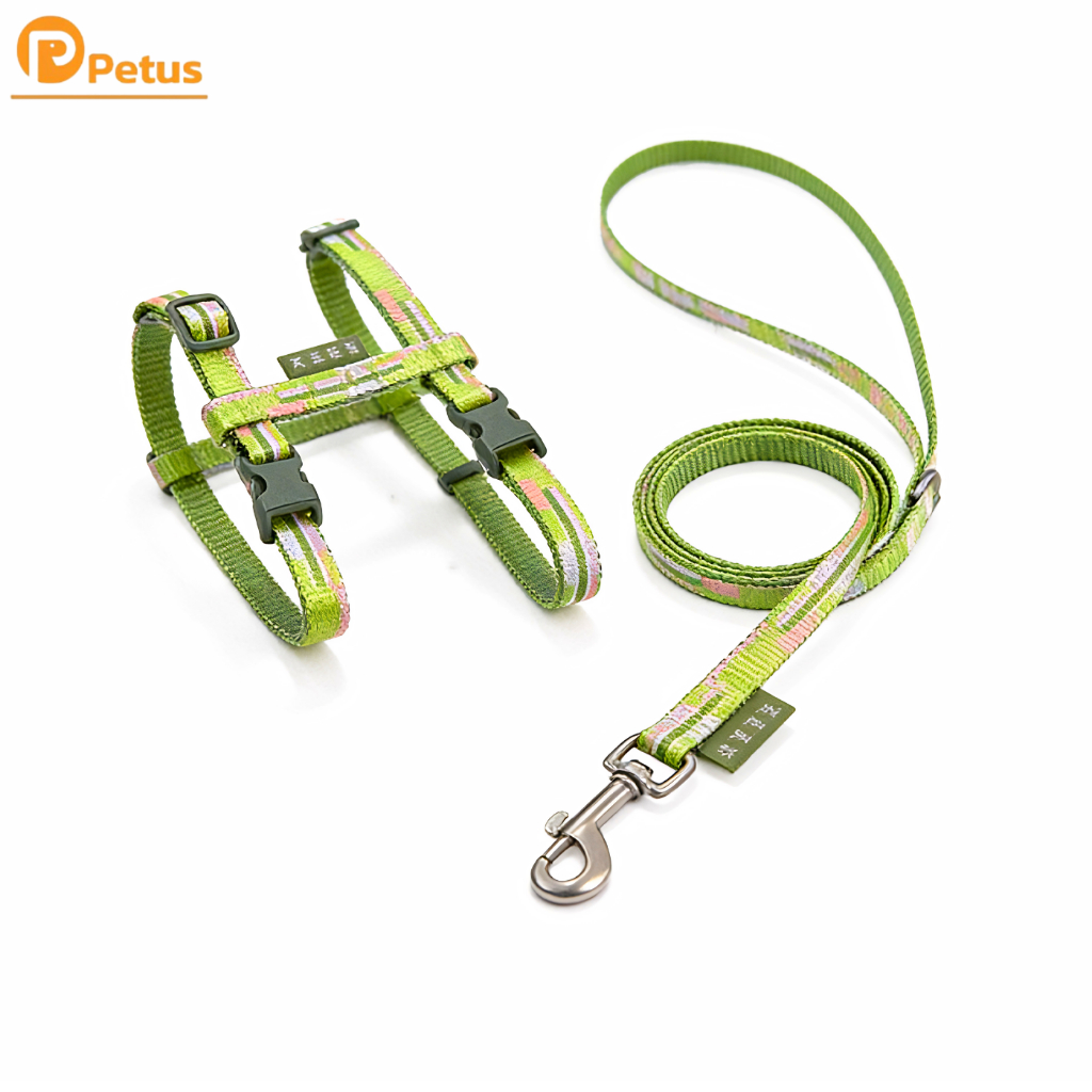 สายจูงสัตว์เลี้ยง สายจูงแมว Cat leash ช่วยลดแรงดึง สายอ่อนนุ่ม ลดการรัดคอ ใส่สบายไม่อึดอัด Petus pet