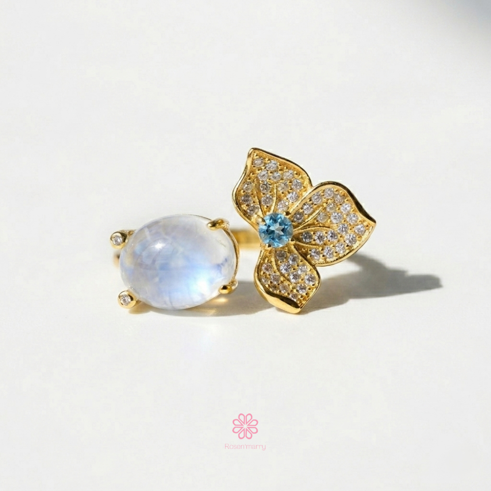 Rosen'marry/ แหวนพลอยมูนสโตนเหลือบฟ้าแท้ตัวเรือนเงินแท้925ชุบทอง ไซสแหวนง้างปรับได้ RR119