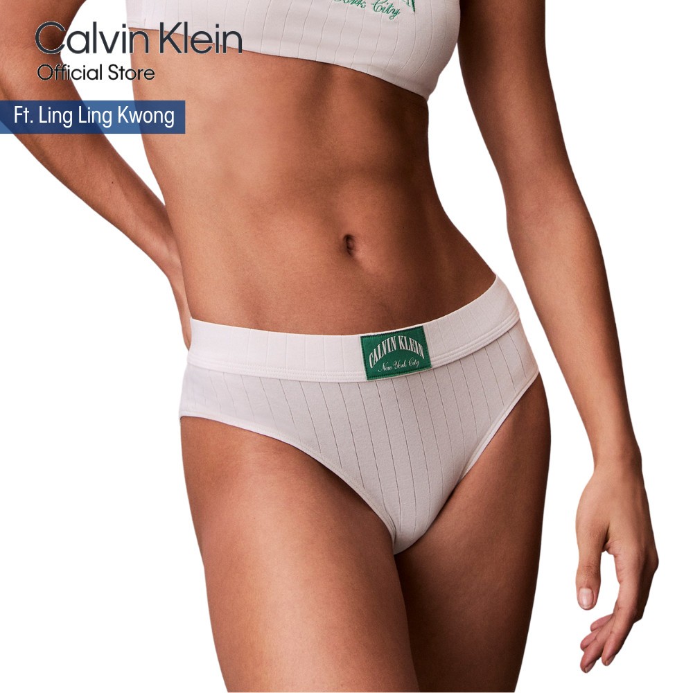 CALVIN KLEIN กางเกงชั้นในผู้หญิง Heritage Classic Cotton Stretch ทรง Bikini รุ่น QF8815 YAS-สีเบจ