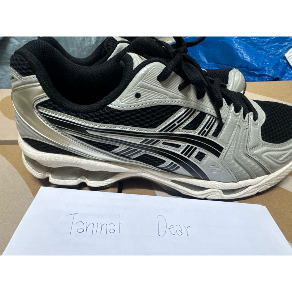 รองเท้ามือสองคุณภาพดี ASICS GEL-KAYANO 14 BLACK/SEAL GREY SIZE: 10.5 US/MEN