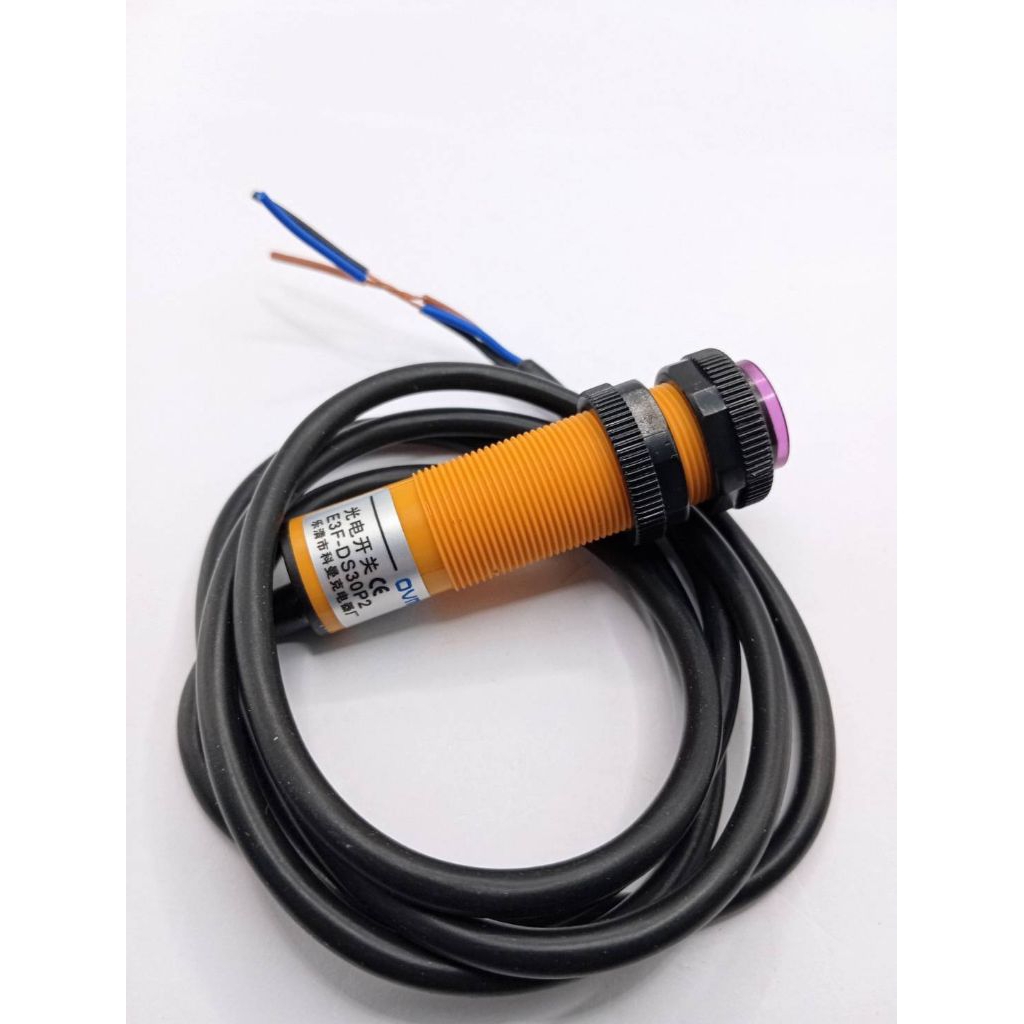 E3F-DS30P2 เป็นโฟโต้อิเล็กทริกเซนเซอร์ (Photoelectric Sensor) รุ่น E3F-DS30P2. ระยะตรวจจับอยู่ที่ประ