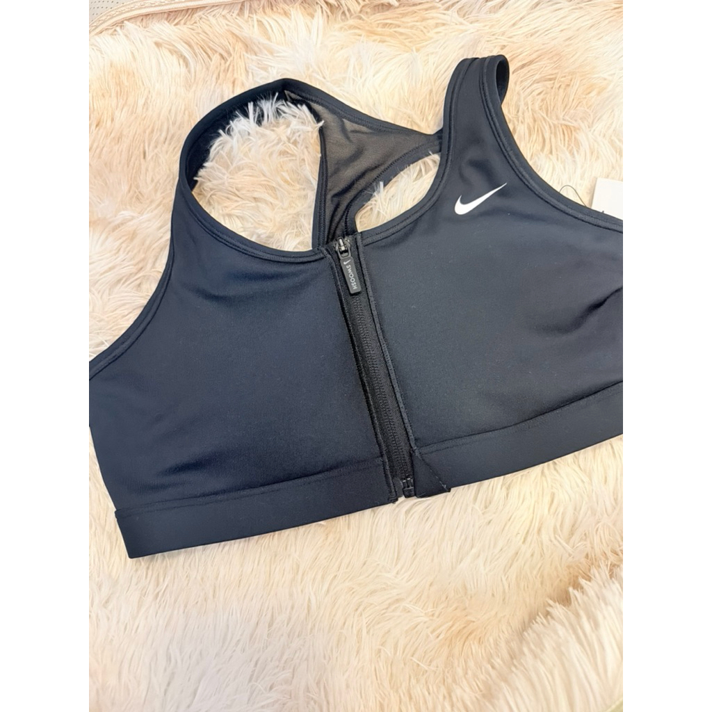 sport bar Nike medium support ใหม่