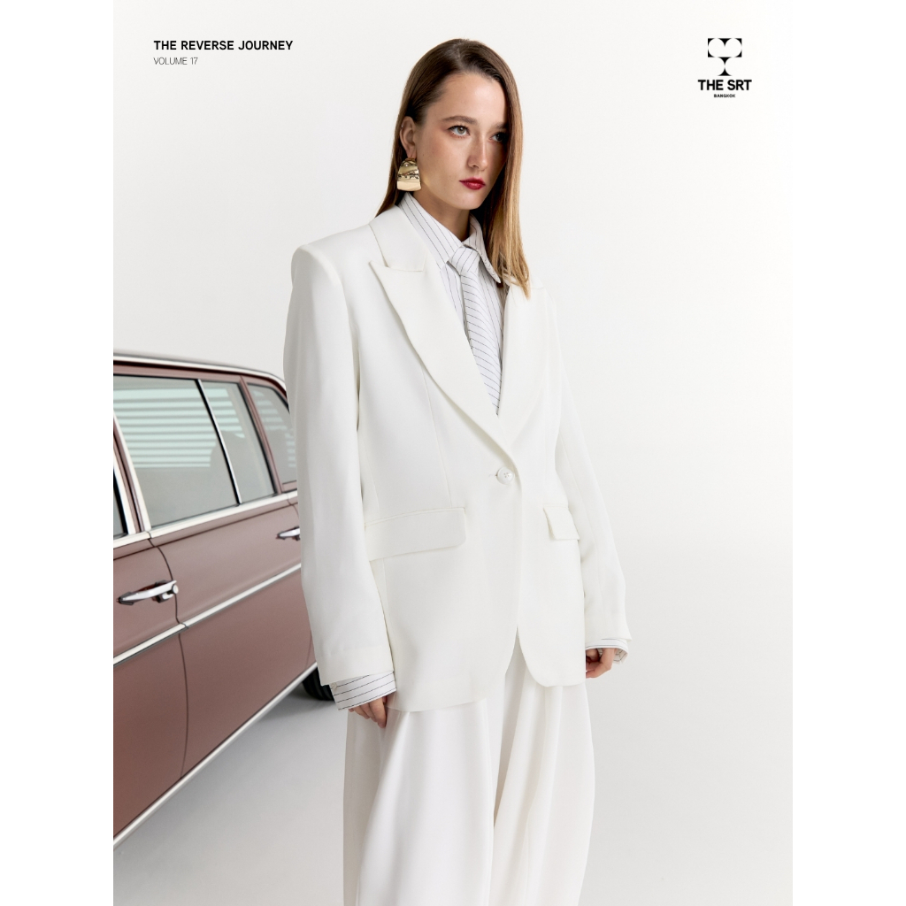 The SRT (TBZ324) X17 Blazer เสื้อเบลเซอร์ เสริมไหล่ เข้ารูป — صورة 2