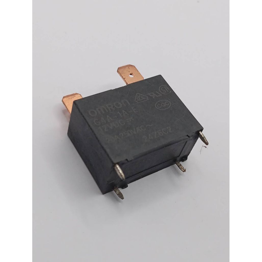 G4A-1A-E 12V รีเลย์ Omron รุ่น G4A-1A-E ซึ่งเป็นรีเลย์กำลังไฟฟ้าขนาด 12V DC. เเละ 24VDC สินค้าใหม่ พ