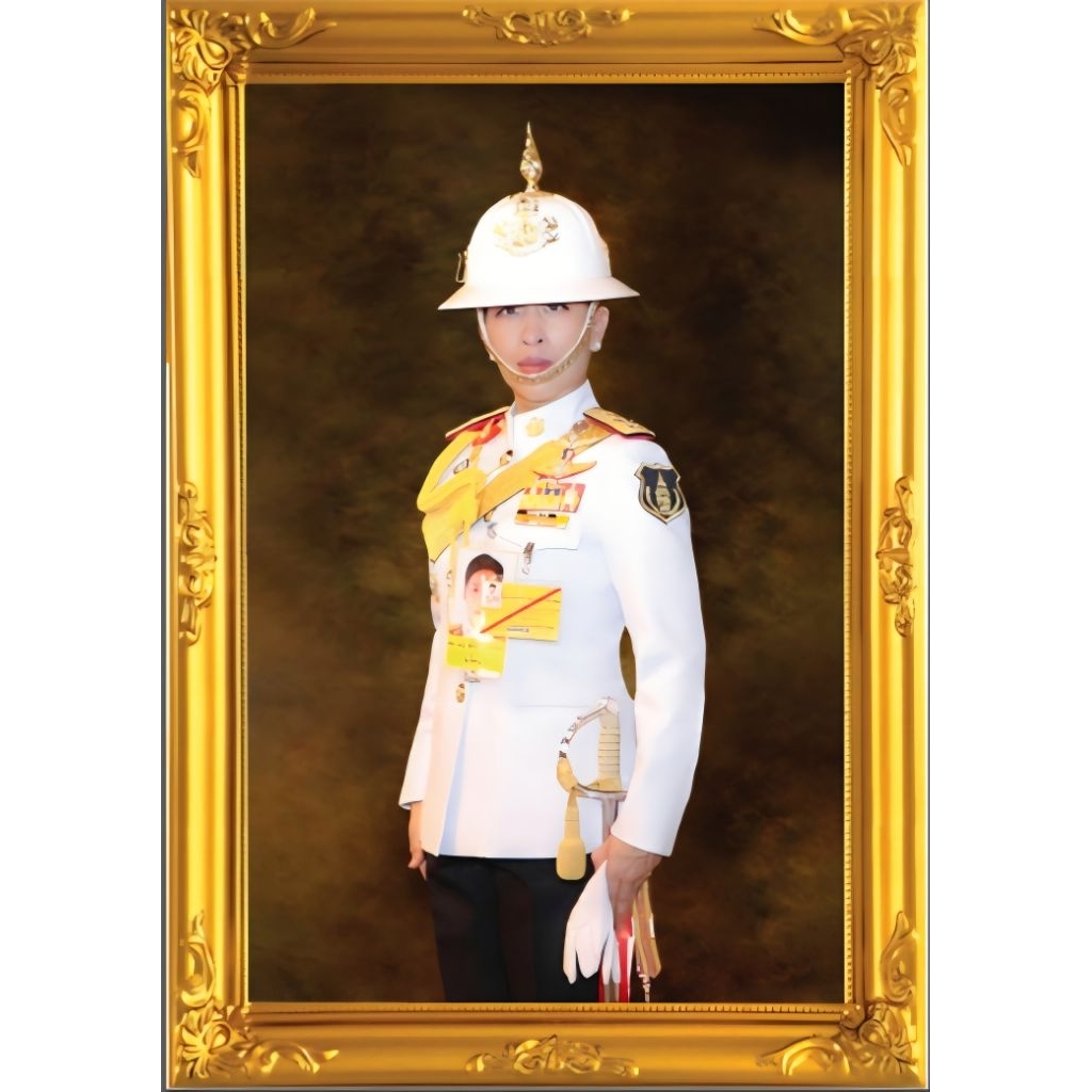 ป้ายไวนิลเจ้าฟ้าพัชรกิติยาภา พระพันปี พระชนกาธิเบศร พระฉายาลักษณ์"สมเด็จพระพันปีหลวง" ป้ายไวนิลพระพันปี
