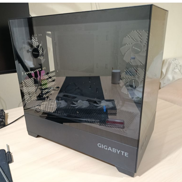 ขาย Case Gigabyte C201 Matx มือสอง