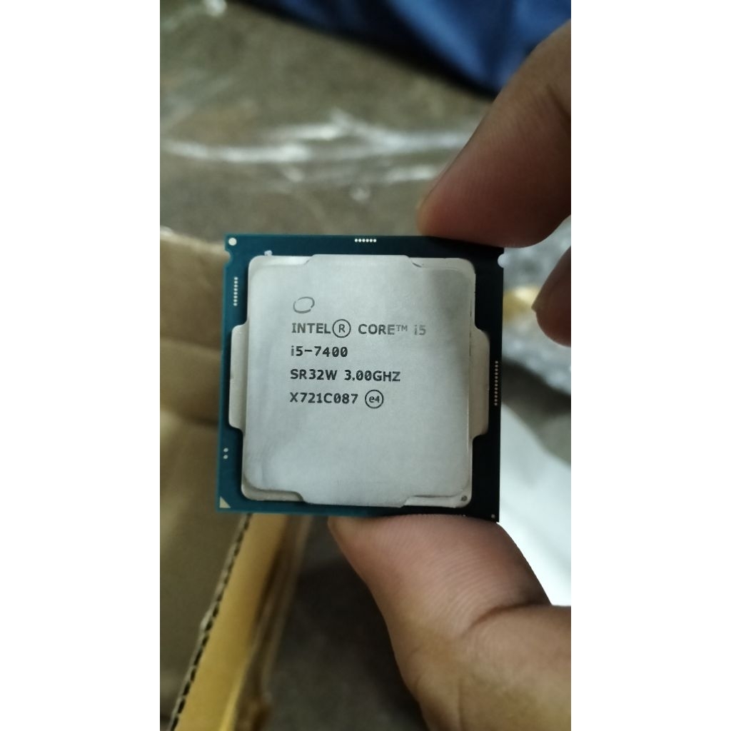 CPU Intel core i5 7400 และ Intel pentium G4560 อ่านรายละเอียดก่อนนะคับ