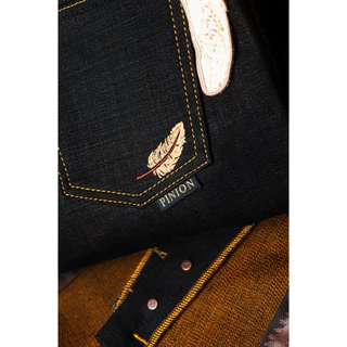 Pinion 21oz หมีทองBY Okayama Denim New หม Indigo X gold 21 oz ) Produced ผลิตออกมาเพียง250 ตัว indigo fade เฟดฟ้า