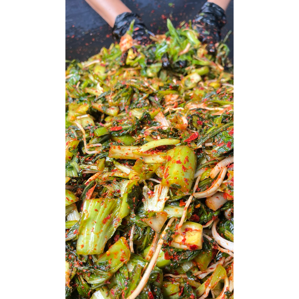 ผักกาดดองรากชูสูตรดั้งเดิม รสชาติเผ็ดเปรี้ยว ขนาด500กรัม