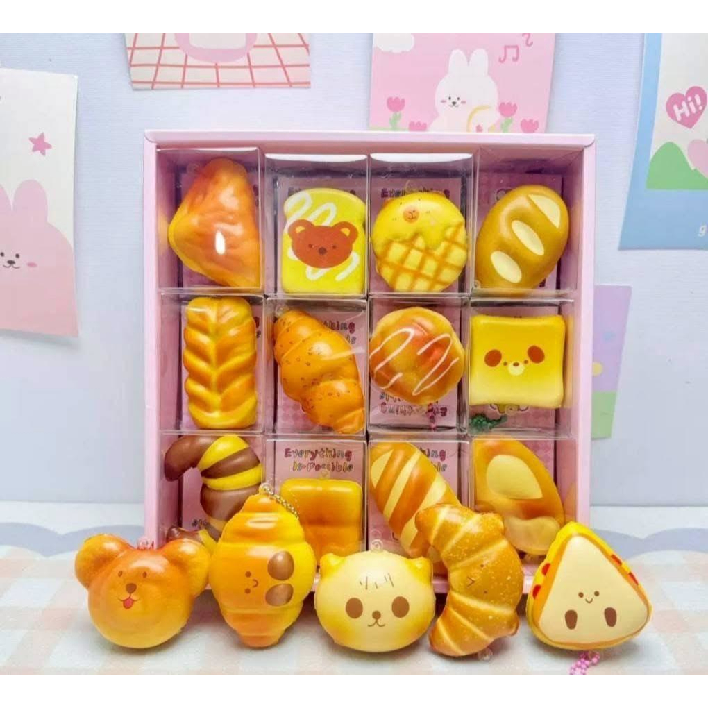 พร้อมส่ง ของเล่นยอดฮิต ขนมปัง พวงกุญแจนุ่มนิ่มเซทขนมปังนุ่มนิ่มน่ารัก ราคานี้ได้ไปเลย 24 ชิ้น จุกๆ