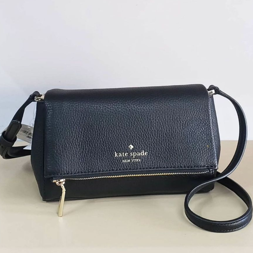 KATE SPADE Leila Mini Zip Crossbody Bag มีสีให้เลือก