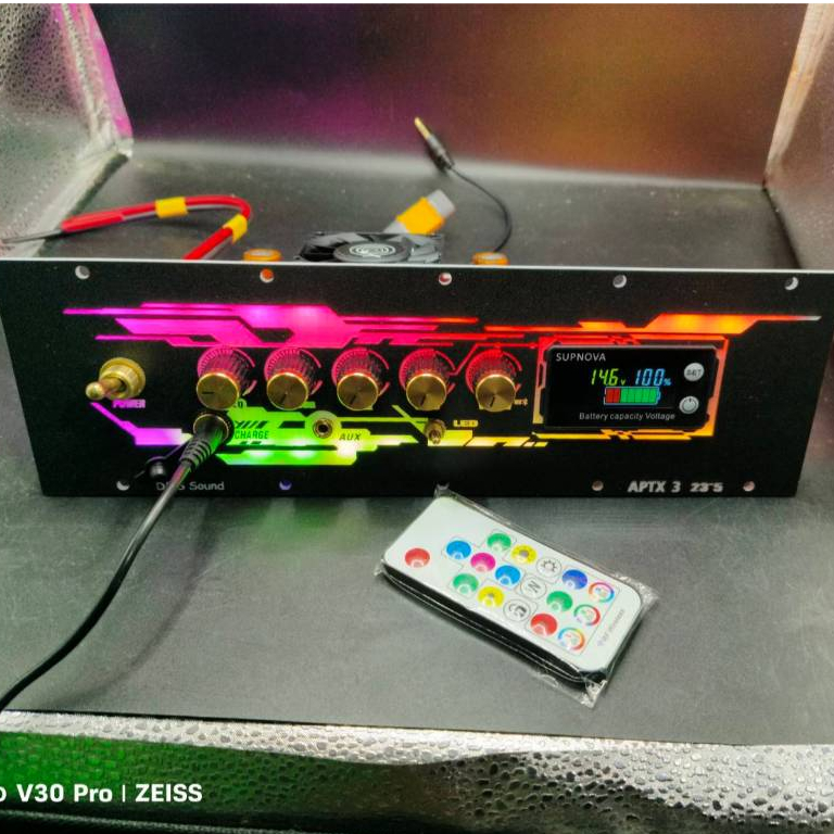 ชุดเพลท APTX3 ตัวใหม่ ไมย้ายสาย โม มีช่องเสียบซับแยกให้  วัดแบตดิจิตอล ลาย Iron มีไฟled พร้อมใช้งาน