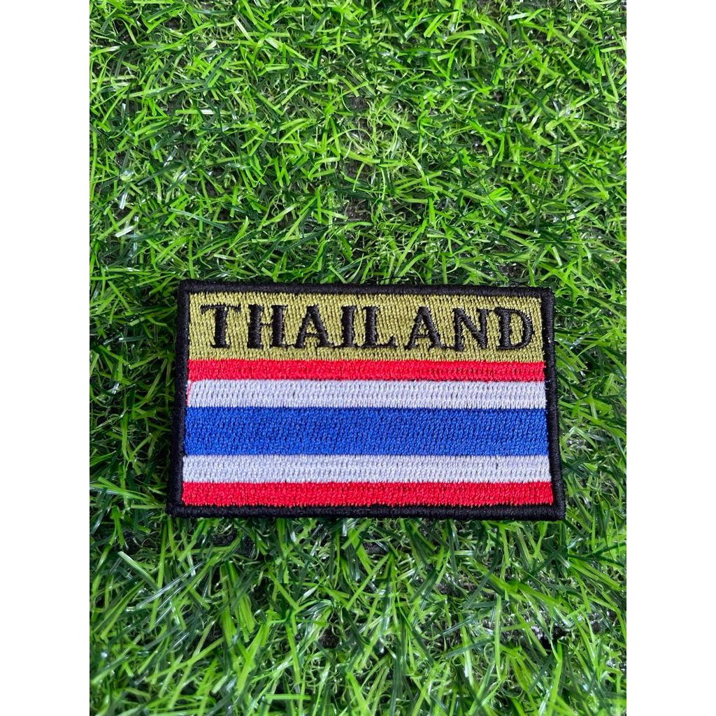ธงชาติ มี3แบบ 1.แบบเย็บ 2.แบบติดตีนตุ๊กแก 3.แบบรีด