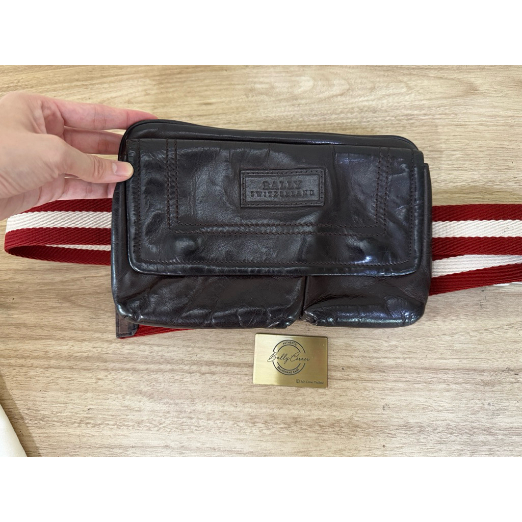 กระเป๋าคาดอก Bally ของแท้100% มือสอง