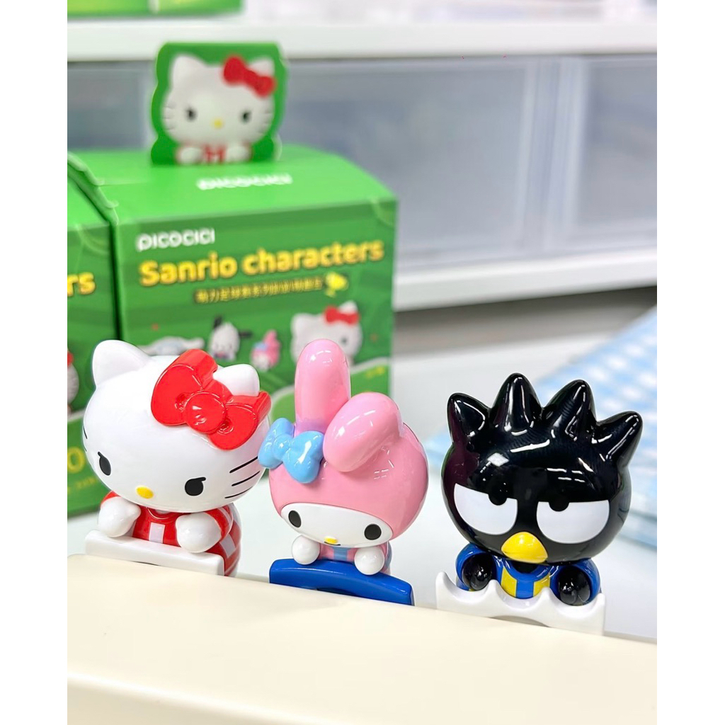 (พร้อมส่งในไทย)ตัวเกาะโทรศัพท์ new sanrio character บอลโลก