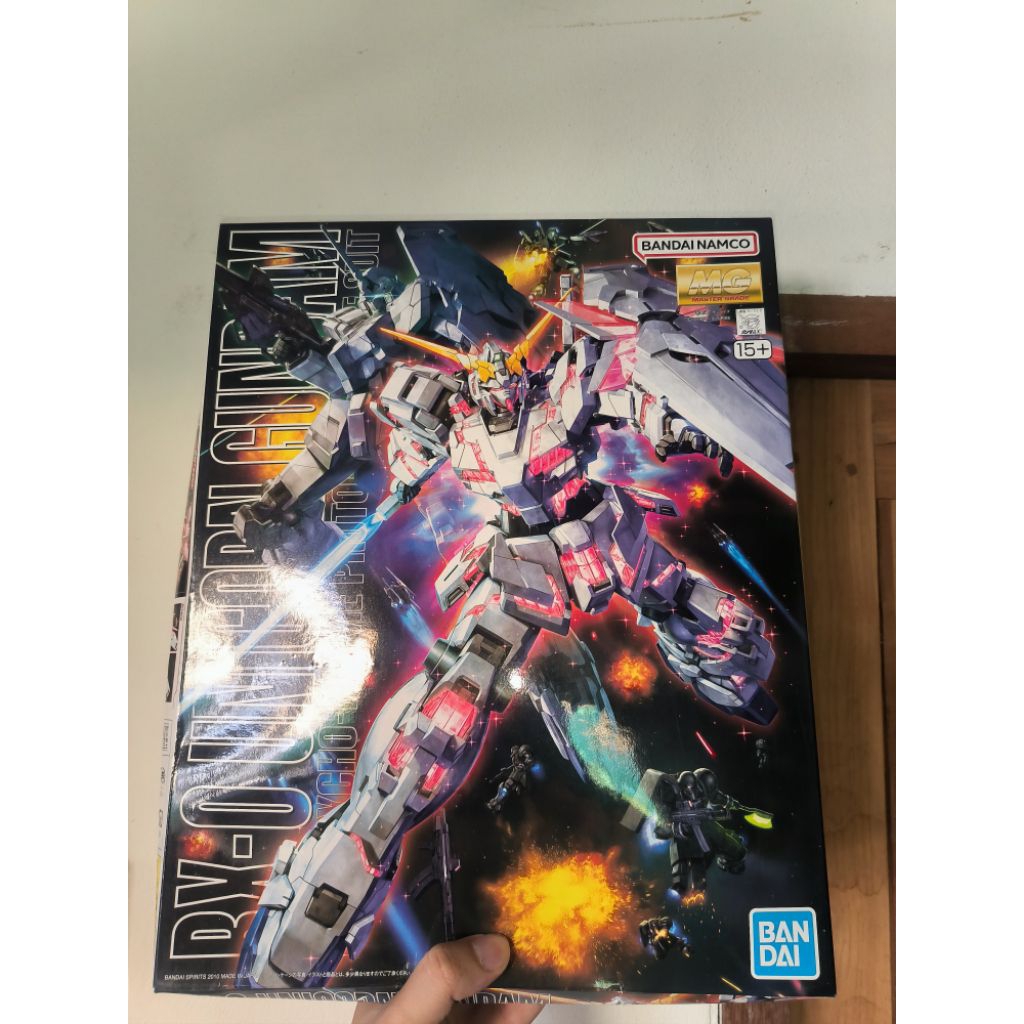 MG 1/100 UNICORN GUNDAM VER OVA กล่องบุบ