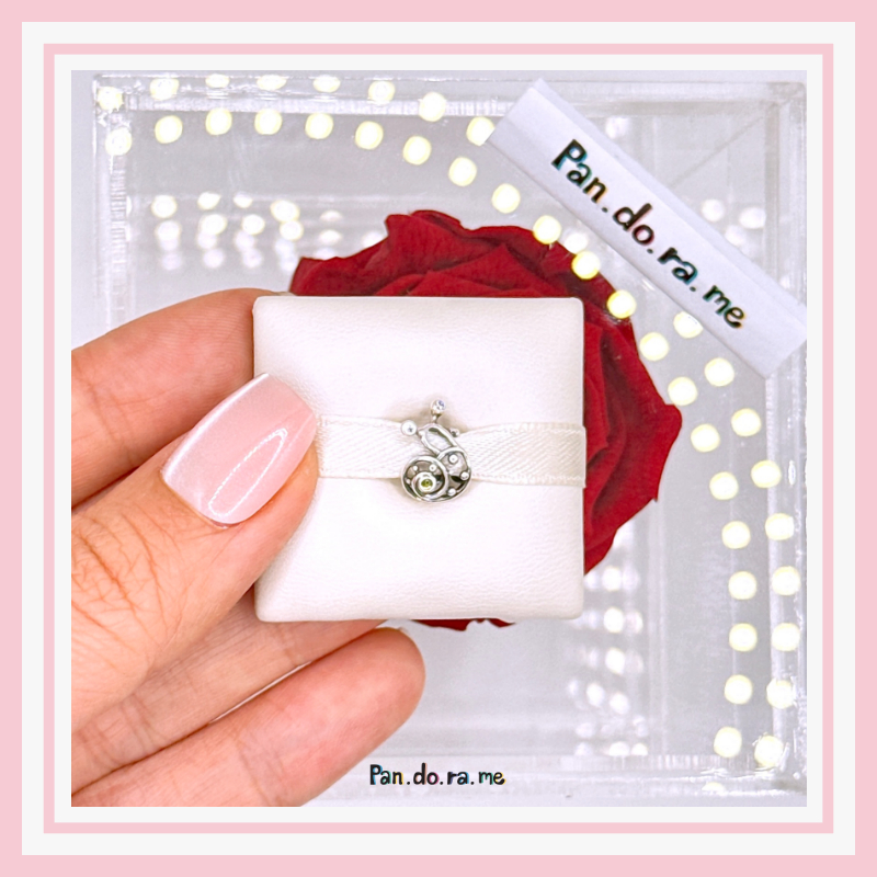 [พร้อมส่ง สินค้าแท้ ] New 2026 Snail Openwork Charm