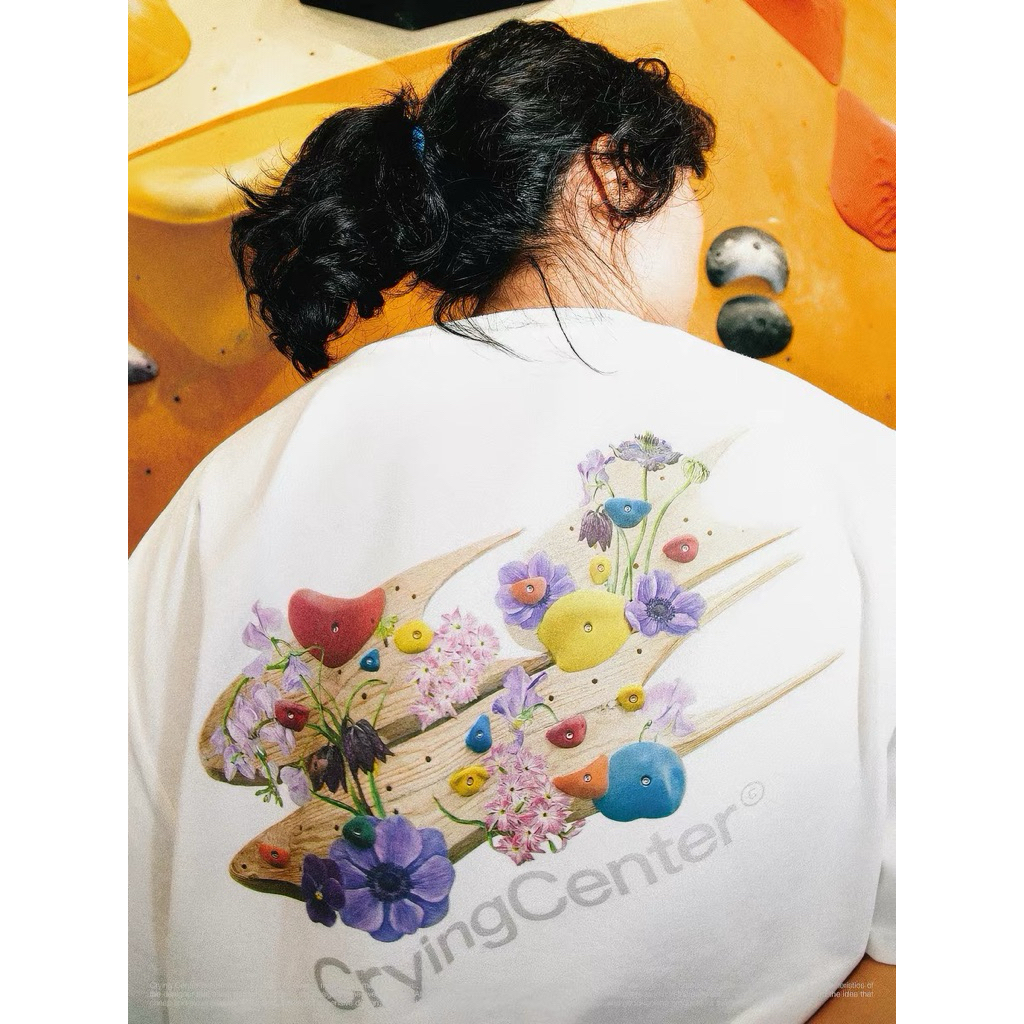 CryingCenter เสื้อยืดคอกลมแขนสั้นสำหรับออกกำลังกาย Rock Climbing Flowers T-Shirt
