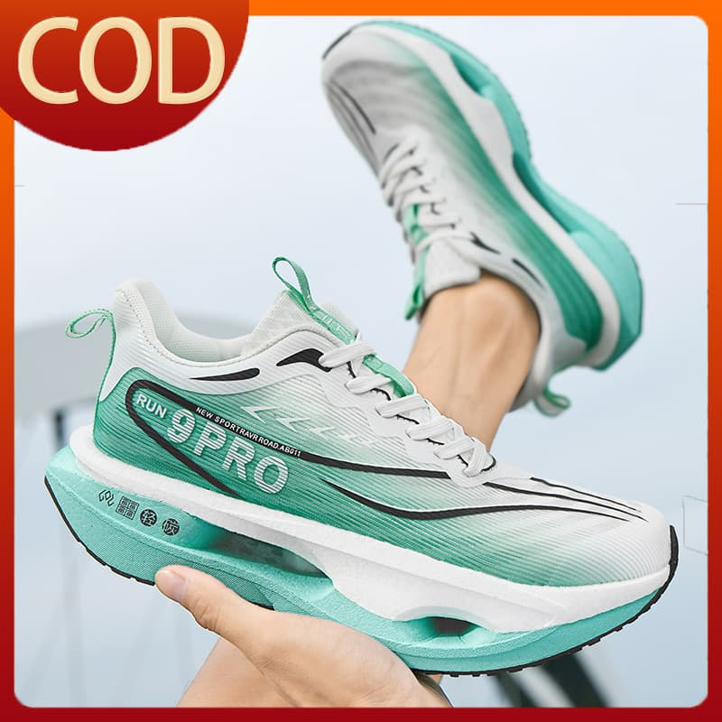 COD มีสินค้าพร้อมส่ง รองเท้าวิ่งผ้าใบชาย-หญิง แผ่นคาร์บอนยืดหยุ่น น้ำหนักเบา เหมาะวิ่งมาราธอนและเล่นกีฬาทุกประเภท