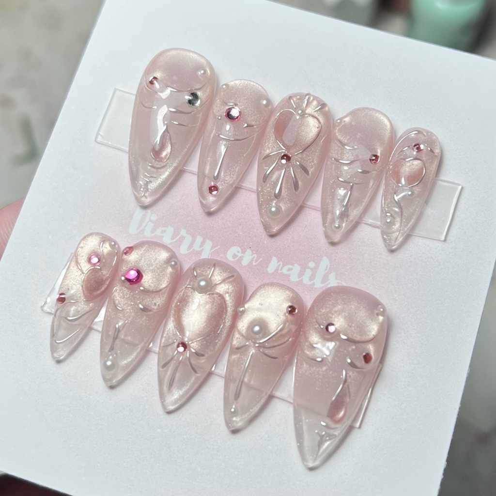 เล็บปลอมเจลแท้ | 💗 ลูกแก้วโทนชมพู ไล่สีติดเพชร ขัดผงเงินประกาย ปลายใส : SP022