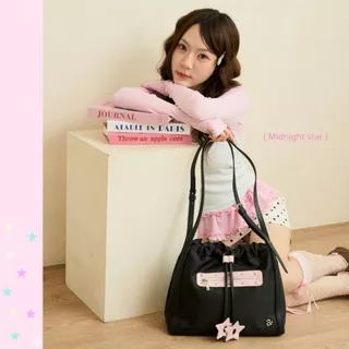 New❗️Twinkle Bag💫 กระเป๋าผ้าไนลอน everyday bag มาพร้อมสายรูด Star Charm สุดน่ารัก🎪🎢 by asissy.club