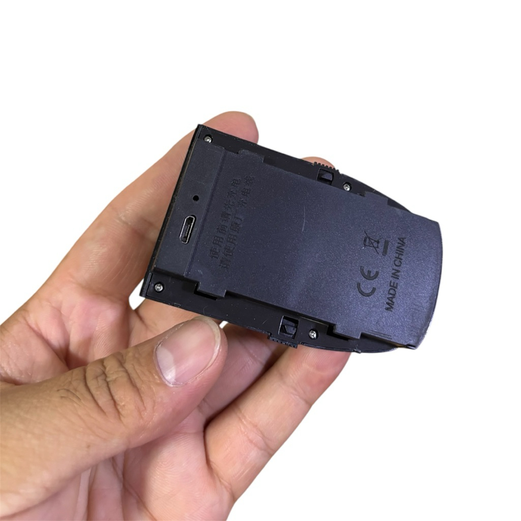แบตเตอรี่สำรองโดรนบังคับวิทยุ3.7V 2000mAh สามารถใส่ได้หลากหลายรุ่นสินค้าเป็นของใหม่ของเดิมจากโรงงาน