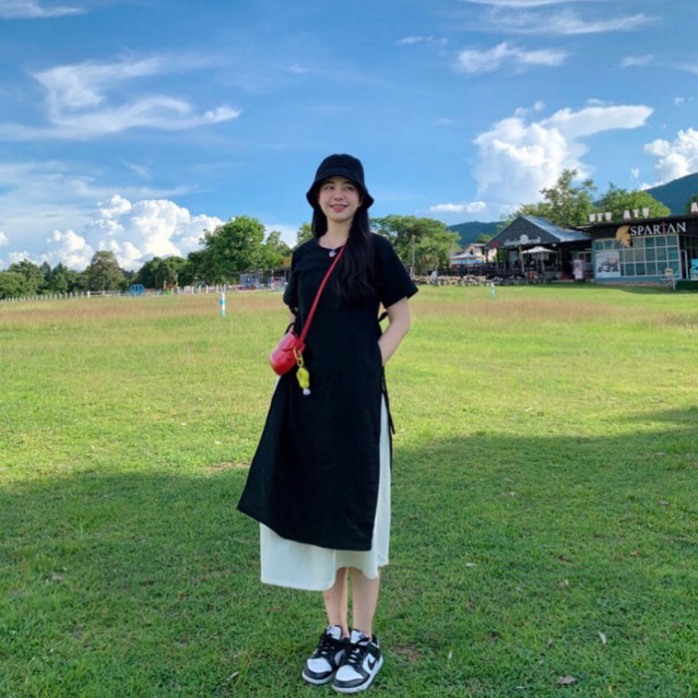 Lomruk🍒เดรสแขนสั้นผูกเชือกแหวกด้านข้างผ้าฝ้าย เดรสเที่ยวคาเฟ่ภูเขา Manee.cotton