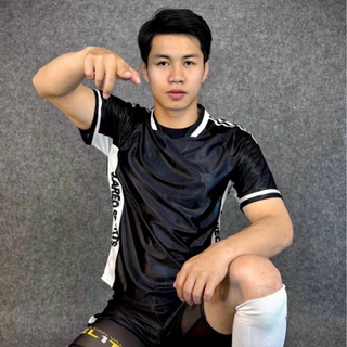 เสื้อ_jAreo_มันเงาแบบบาง_สีดำ_แถบขาว