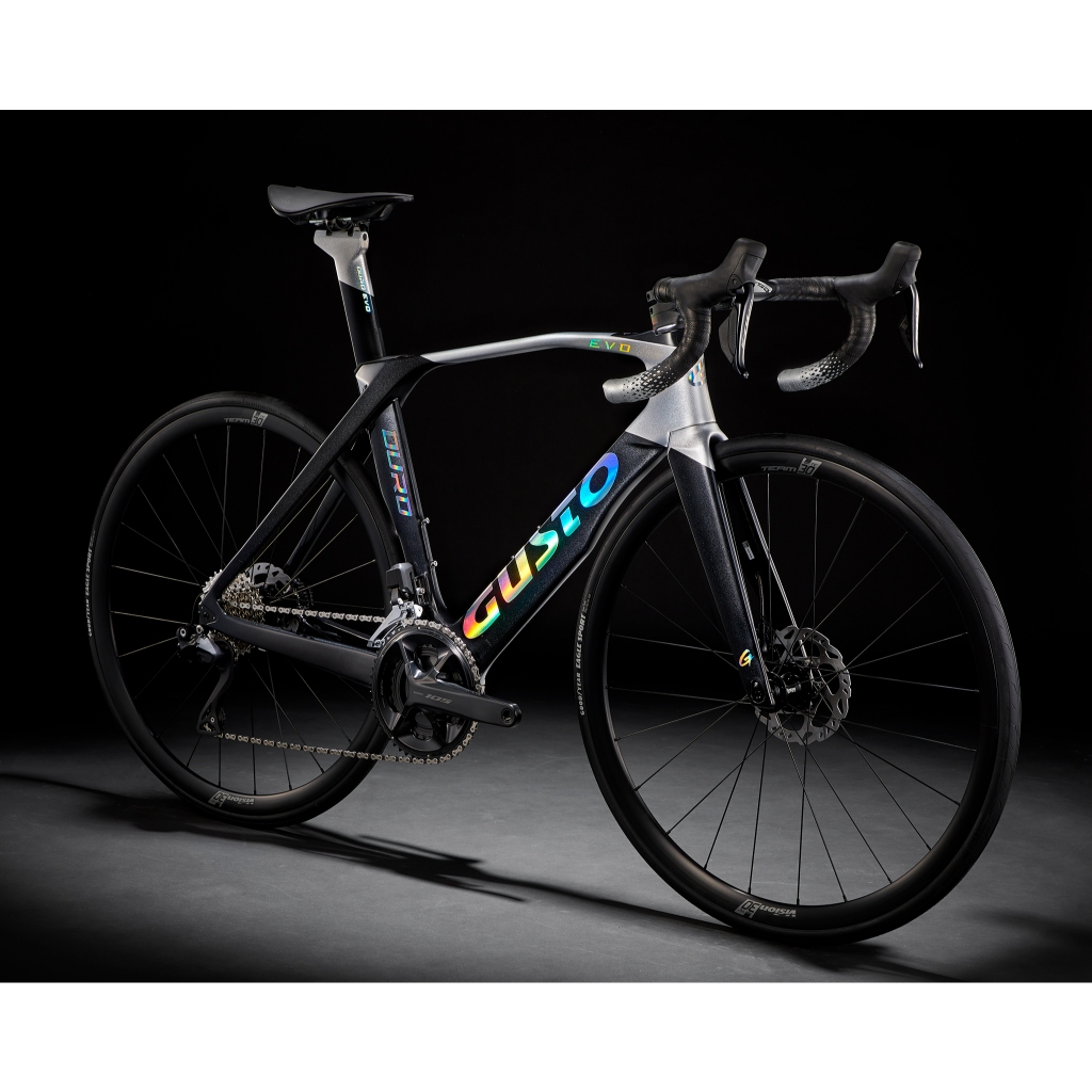 จักรยานเสือหมอบ GUSTO รุ่น DURO EVO DB SPORT (2026) รองรับการใช้งานในการแข่งขันจักรยานระดับมืออาชีพ 
