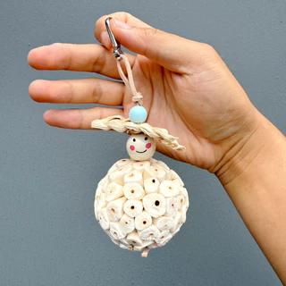 E-118 ของเล่นนกแก้ว สำหรับแทะเล่น วัสดุธรรมชาติ ลูกสน มีตะขอเกี่ยวสแตนเลส parrot toys
