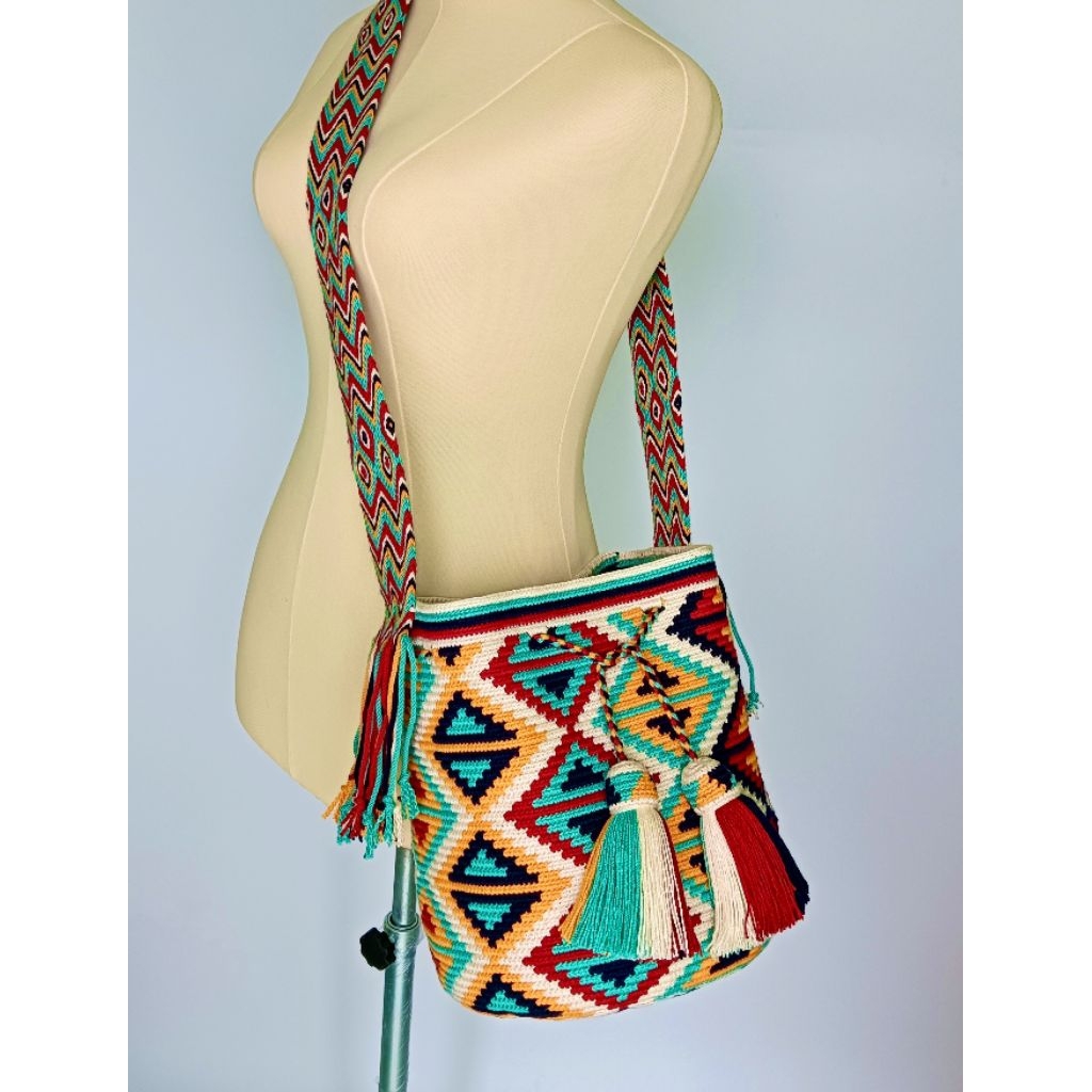 พร้อมส่ง/กระเป๋า Wayuu งาน5สี Size m+