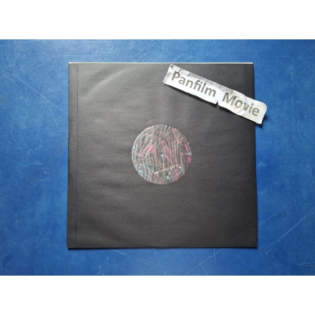 Mirr (เมอร์) อัลบั้ม Social Anxiety+