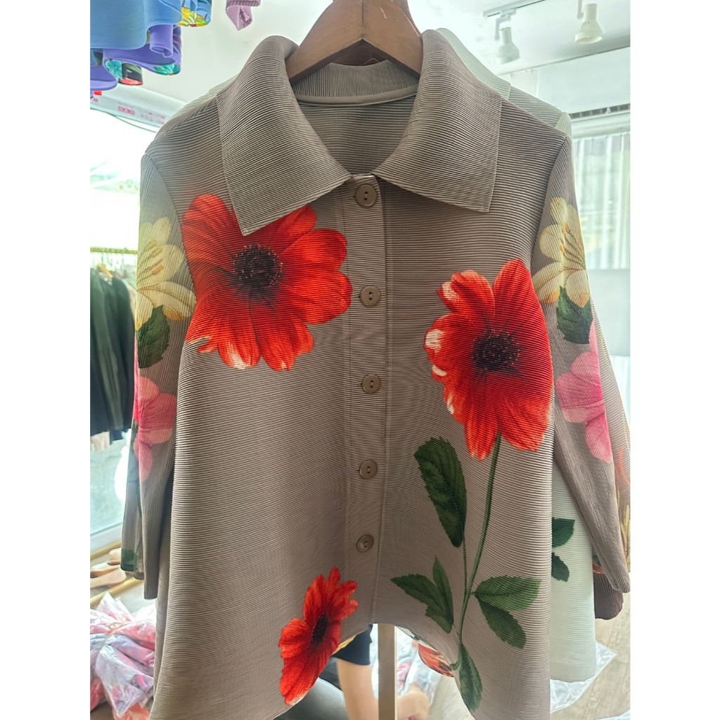 PleatByNisa B84 เสื้ออัดพลีททรงสวย ดีไซส์เก๋ รูปที่ 2