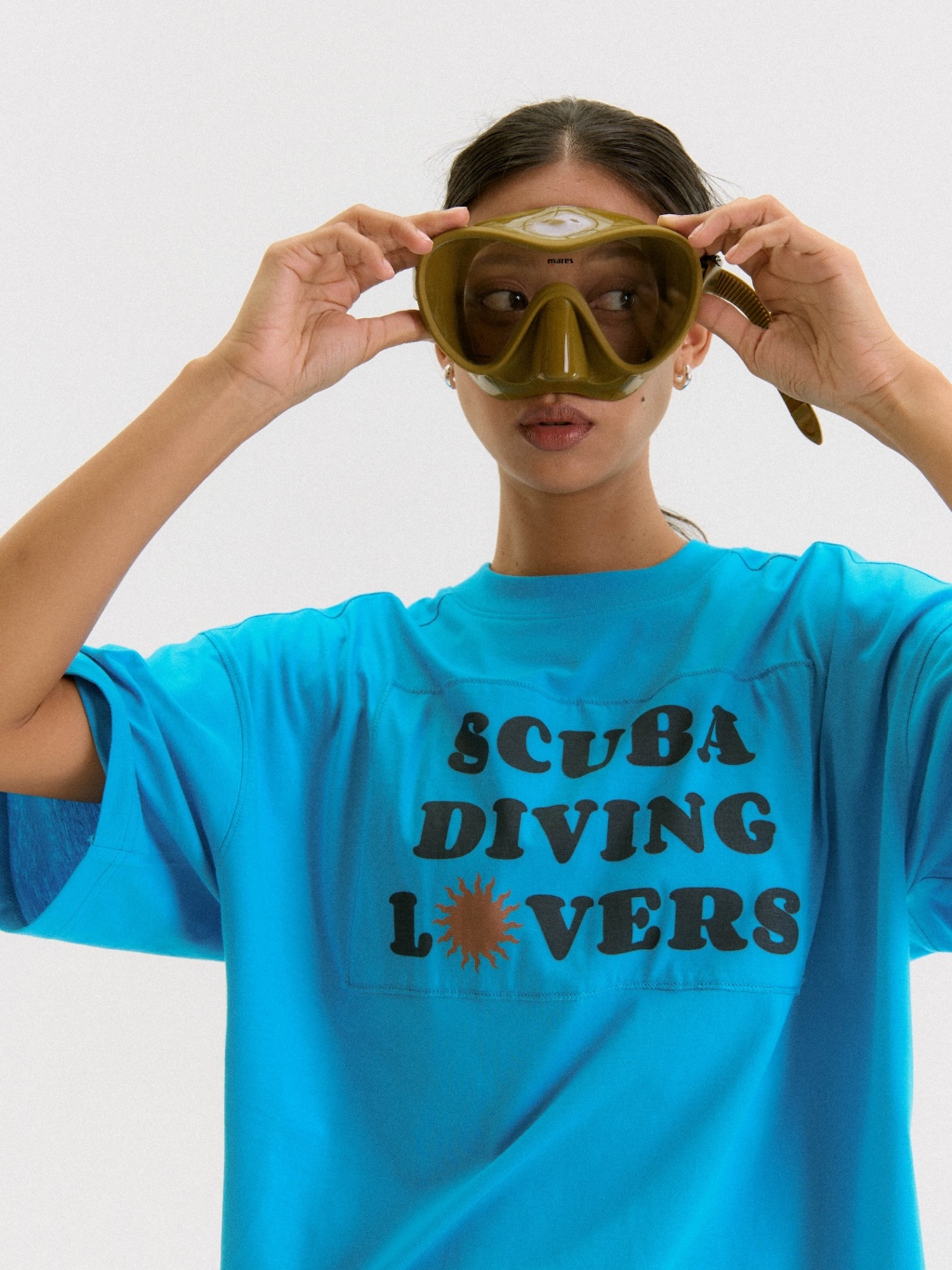 ENDOMARCH | SCUBA LOVERS TEE เสื้อยืดทรง Boxy